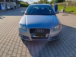 Grau Gebraucht 2005 Audi A4 Limousine | 5.000 € (Fairer Preis)