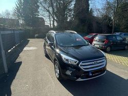 Schwarz Gebraucht 2018 Ford Kuga Titanium SUV | 10.750 € (Guter Preis)