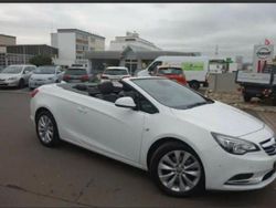 Weiß Gebraucht 2017 Opel Cascada Innovation Cabrio | 13.400 € (Fairer Preis)