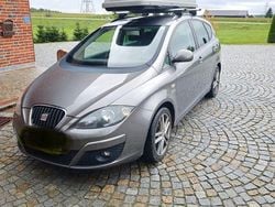 Grau Gebraucht 2013 Seat Altea XL Van / Kleinbus | 5.750 € (Fairer Preis)
