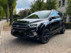 Schwarz Gebraucht 2018 Ford Kuga ST-Line SUV | 15.999 € (Fairer Preis)