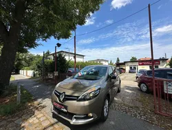 Gold Gebraucht 2015 Renault Scénic III Bose Edition Van / Kleinbus | 9.900 €