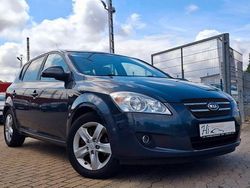 Grau Gebraucht 2010 Kia Ceed Spirit Limousine | 3.990 € (Fairer Preis)