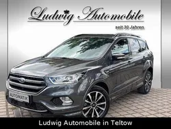 Grau Gebraucht 2019 Ford Kuga ST-Line SUV | 19.999 € (Fairer Preis)