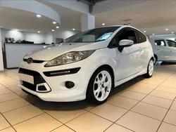 Weiß Gebraucht 2011 Ford Fiesta Sport Kleinwagen | 5.990 € (Fairer Preis)