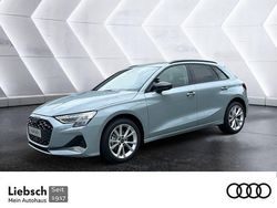 Grau Neu 2025 Audi A3 Sportback Advanced Plus Limousine | 35.980 € (Etwas zu teuer)