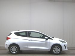 Weiss Gebraucht 2018 Ford Fiesta Trend Kleinwagen | 7.480 € (Superpreis)