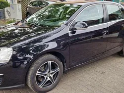 Schwarz Gebraucht 2010 VW Jetta Comfortline Limousine | 4.200 € (Guter Preis)