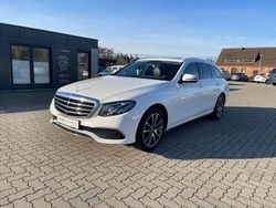 Polarweiss Gebraucht 2017 Mercedes E220 Avantgarde Limousine | 24.400 € (Guter Preis)