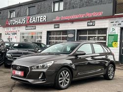 Grau Gebraucht 2018 Hyundai i30 Trend Limousine | 10.490 € (Guter Preis)