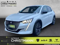 Weiß Gebraucht 2022 Peugeot e-208 GT Kleinwagen | 21.490 € (Etwas zu teuer)