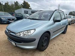Silber Gebraucht 2003 Peugeot 206 Kombi | 890 € (Fairer Preis)