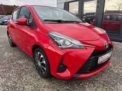 Rot Gebraucht 2020 Toyota Yaris Comfort Limousine | 11.499 € (Etwas zu teuer)