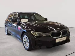 Schwarz uni Gebraucht 2021 BMW 330e Advantage Kombi | 21.990 € (Guter Preis)