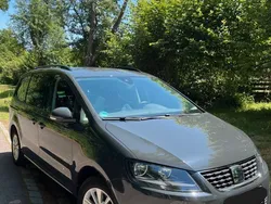 Grau Gebraucht 2021 Seat Alhambra Style Van / Kleinbus | 27.900 € (Guter Preis)