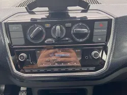 Weiß Gebraucht 2018 VW up! Kleinwagen | 6.350 € (Fairer Preis)