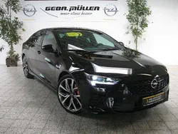 Onyx schwarz Gebraucht 2021 Opel Insignia Sport Limousine | 34.900 €