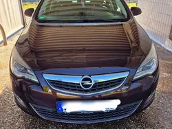 Braun Gebraucht 2012 Opel Astra Sport Kombi | 6.900 € (Fairer Preis)