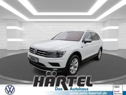Pure white, metallic Gebraucht 2021 VW Tiguan Allspace Highline SUV | 29.200 € (Fairer Preis)