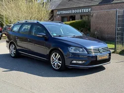 Blau Gebraucht 2015 VW Passat R-line BlueMotion Kombi | 9.990 € (Superpreis)