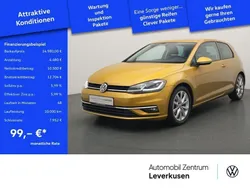 Gelb / kurkumagelb (metallic) Gebraucht 2017 VW Golf VII Highline Limousine | 14.980 € (Guter Preis)