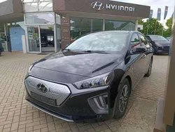 Phantom black (schwarz) Gebraucht 2020 Hyundai Ioniq Premium Limousine | 21.890 €