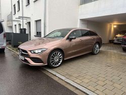 Gold Gebraucht 2021 Mercedes CLA250e Shooting Brake AMG Kombi | 24.900 € (Superpreis)