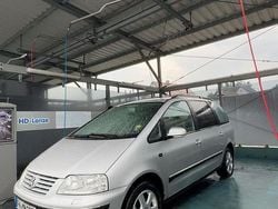Grau Gebraucht 2005 VW Sharan Van / Kleinbus | 4.000 € (Etwas zu teuer)