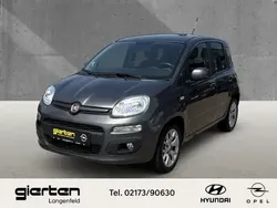 Grau Gebraucht 2017 Fiat Panda Lounge Kleinwagen | 7.790 € (Fairer Preis)