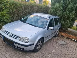 Silber Gebraucht 2003 VW Golf IV Kombi | 2.100 € (Etwas zu teuer)