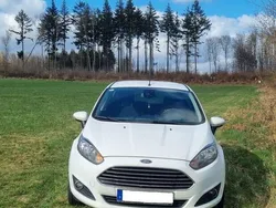 Weiß Gebraucht 2014 Ford Fiesta SYNC Edition Kleinwagen | 3.600 € (Fairer Preis)