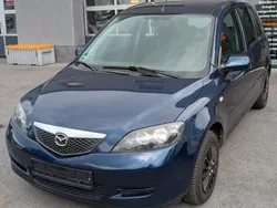 Blau Gebraucht 2005 Mazda 2 Active Kleinwagen | 890 € (Superpreis)
