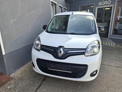 Weiß Gebraucht 2017 Renault Kangoo LIMITED Deluxe Van / Kleinbus | 11.950 € (Teuer)