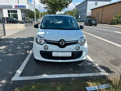 Weiß Gebraucht 2017 Renault Twingo Life Kleinwagen | 6.150 € (Guter Preis)