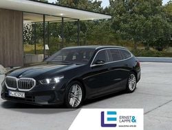 Black sapphire Neu 2025 BMW i5 Sport Line Kombi | 63.190 € (Superpreis)