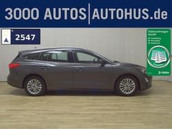 Grau Gebraucht 2020 Ford Focus Titanium Limousine | 13.680 € (Guter Preis)