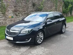 Schwarz Gebraucht 2015 Opel Insignia Kombi | 11.990 € (Teuer)