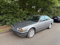 Grau Gebraucht 1991 BMW 524 Limousine | 1.900 €
