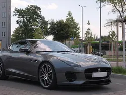 Grau Gebraucht 2018 Jaguar F-Type R-Dynamic Coupé | 42.000 € (Fairer Preis)
