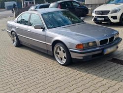 Silber Gebraucht 2025 BMW 730 Limousine | 6.500 €