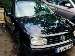 Schwarz Gebraucht 2001 VW Golf IV Edition Kombi | 900 € (Guter Preis)