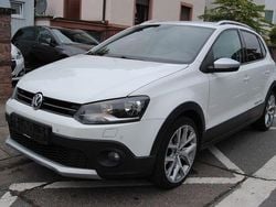 Weiß Gebraucht 2016 VW Polo Cross Kleinwagen | 8.880 € (Fairer Preis)
