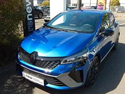 Blau Gebraucht 2023 Renault Clio V Esprit Alpine Limousine | 21.650 € (Fairer Preis)