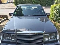 Gebraucht 1991 Mercedes E200 Limousine | 4.999 €