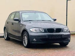 Grau Gebraucht 2005 BMW 118 Kleinwagen | 4.490 € (Fairer Preis)