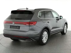 Silizium grau metallic Gebraucht 2025 VW Touareg Elegance SUV | 69.090 € (Guter Preis)