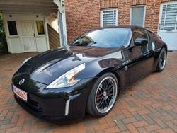 Schwarz Gebraucht 2016 Nissan 370Z Pack Coupé | 21.999 € (Fairer Preis)