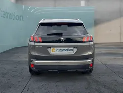 Grau Gebraucht 2022 Peugeot 3008 Van / Kleinbus | 28.099 € (Fairer Preis)