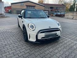 Weiß Gebraucht 2023 Mini Cooper Cabriolet Cabrio | 24.950 € (Superpreis)