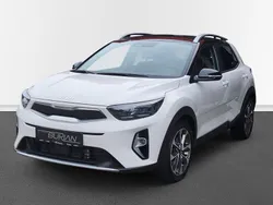 Weiß Gebraucht 2022 Kia Stonic Spirit SUV | 21.990 € (Etwas zu teuer)
